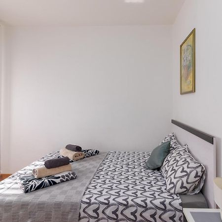 Apartman Milijana 파자나 외부 사진